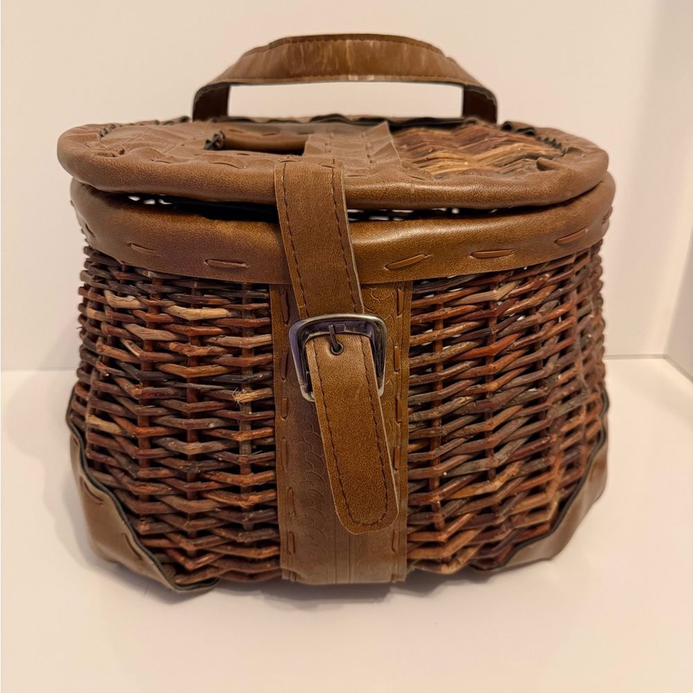 1980s Vintage Doc Seigner Woven Fishing Basket